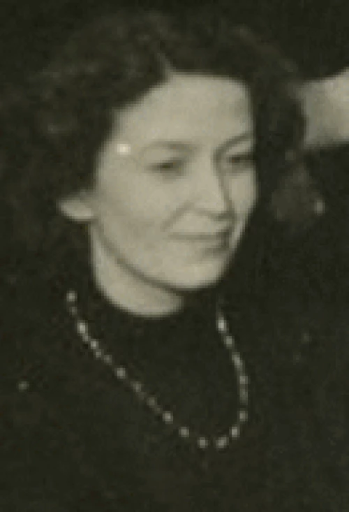 Фотография диктора Елены Владимировны Измайловской. 3 апреля 1947 года